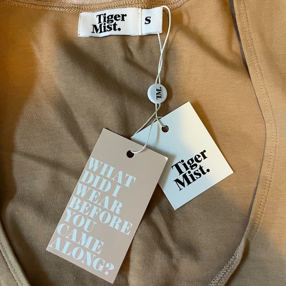 Brand New Tiger Mist Brown/Beige Crop Top! Tags Attached! - Picture 1 of 3